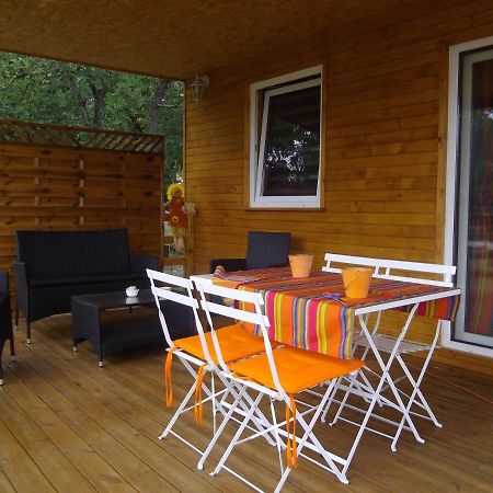 Chalet 2 Pers. + Bebe Montolieu المظهر الخارجي الصورة