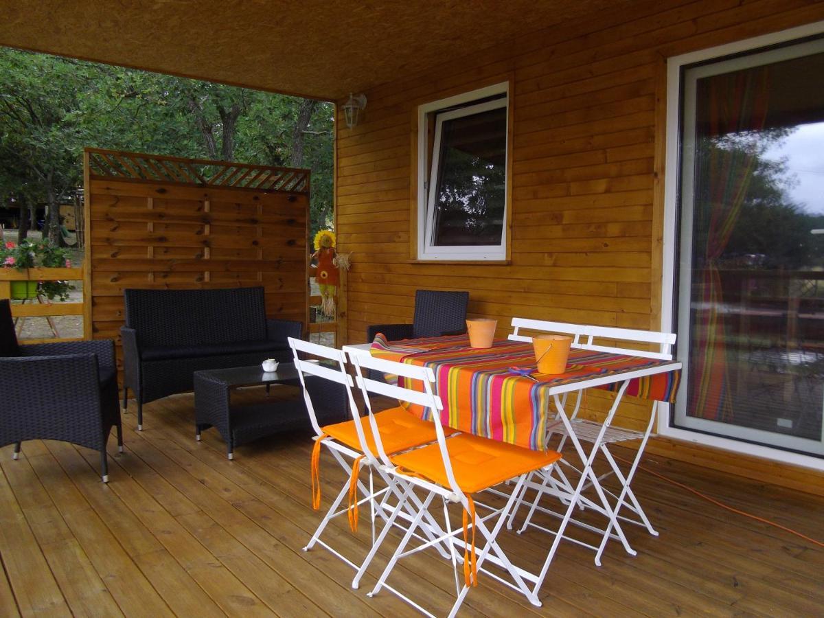 Chalet 2 Pers. + Bebe Montolieu المظهر الخارجي الصورة